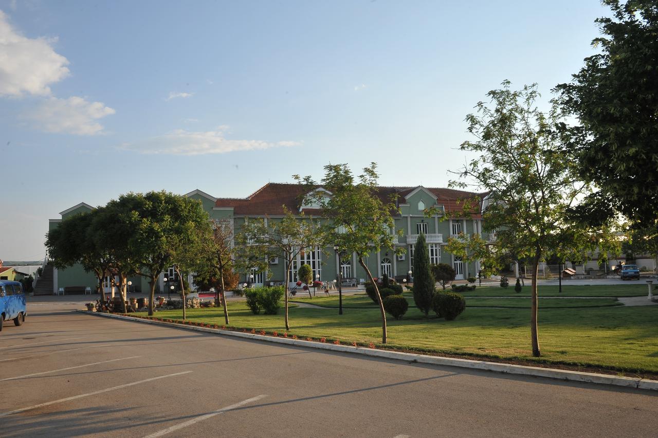 Hotel Zeleni Vir Ni Exterior foto